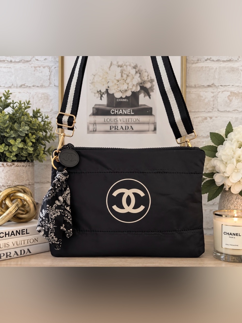 Chanel Beauty Cosmetic Bag GWP VIP item nwot